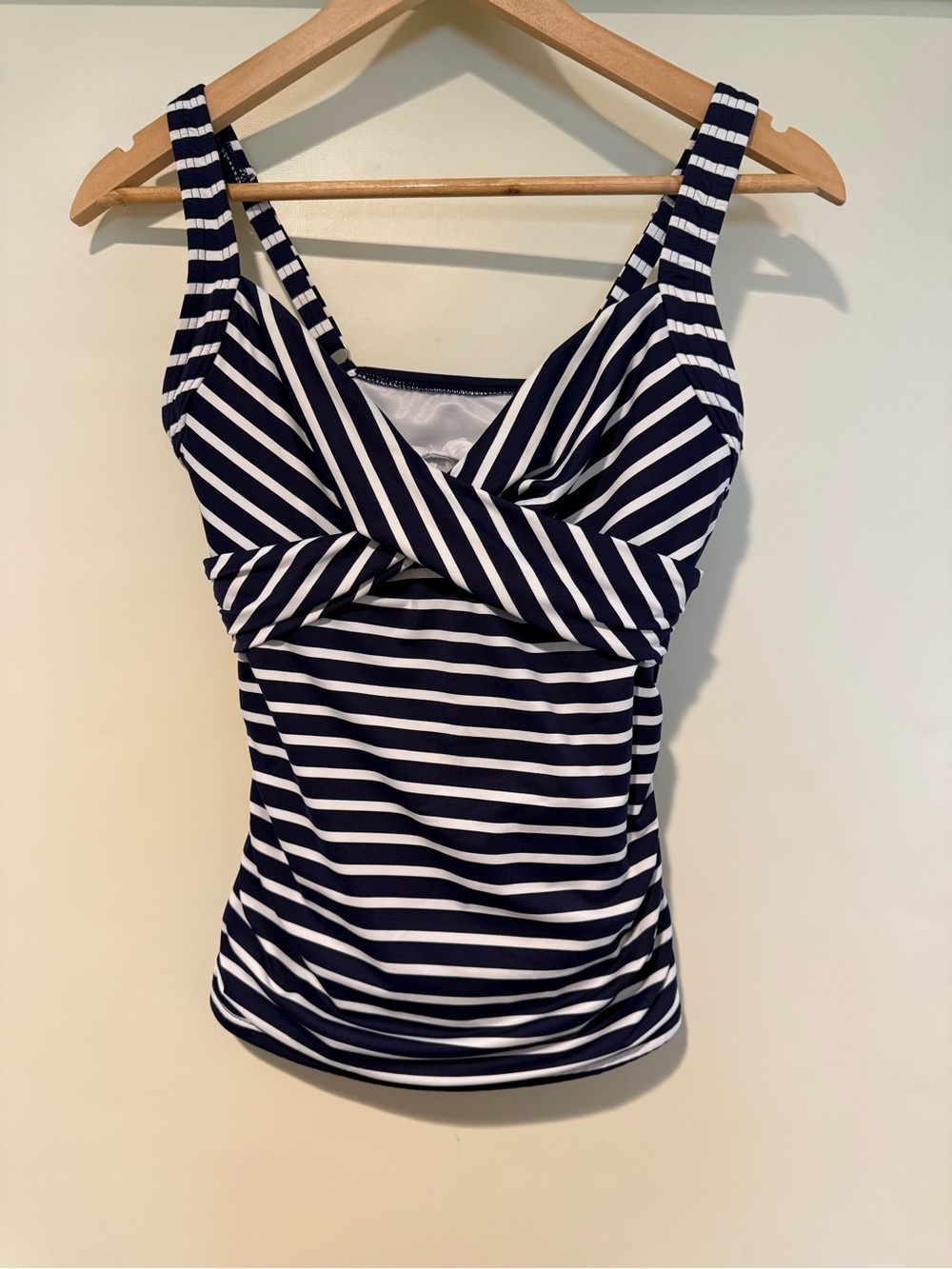 Lands End Navy Blue White Striped Sweetheart Wrap Underwire Tankini Top, size 4 - Picture 4 of 9